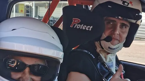 Un baptême en voiture de rallye, ça vous tente ? 